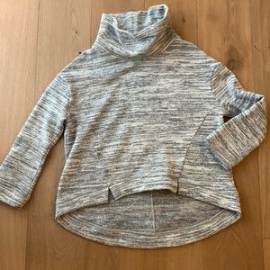 Anthropologie Pull Over